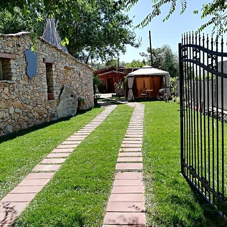 B&B Domo De Pedra Tottubella Exteriör bild