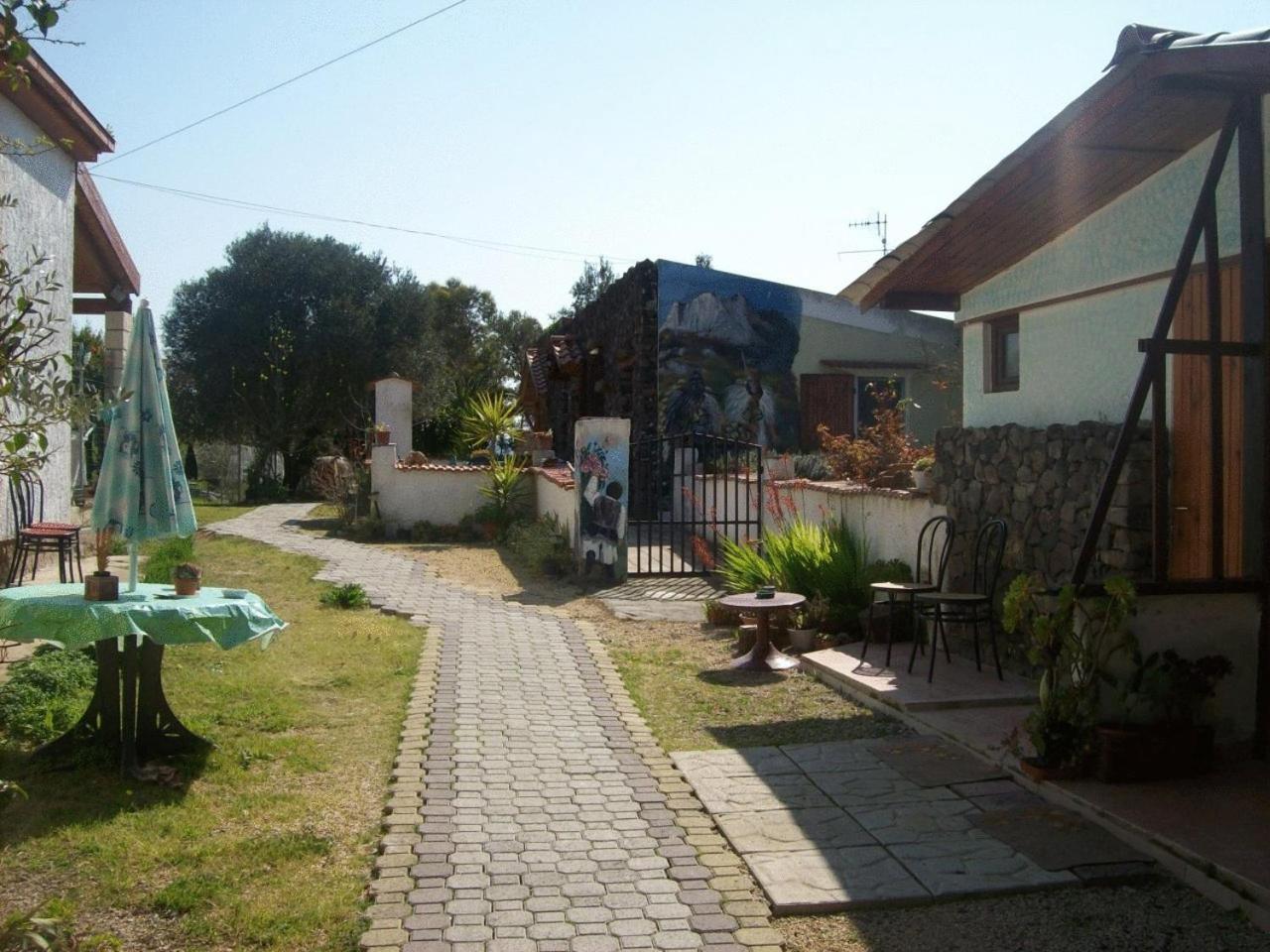 B&B Domo De Pedra Tottubella Exteriör bild