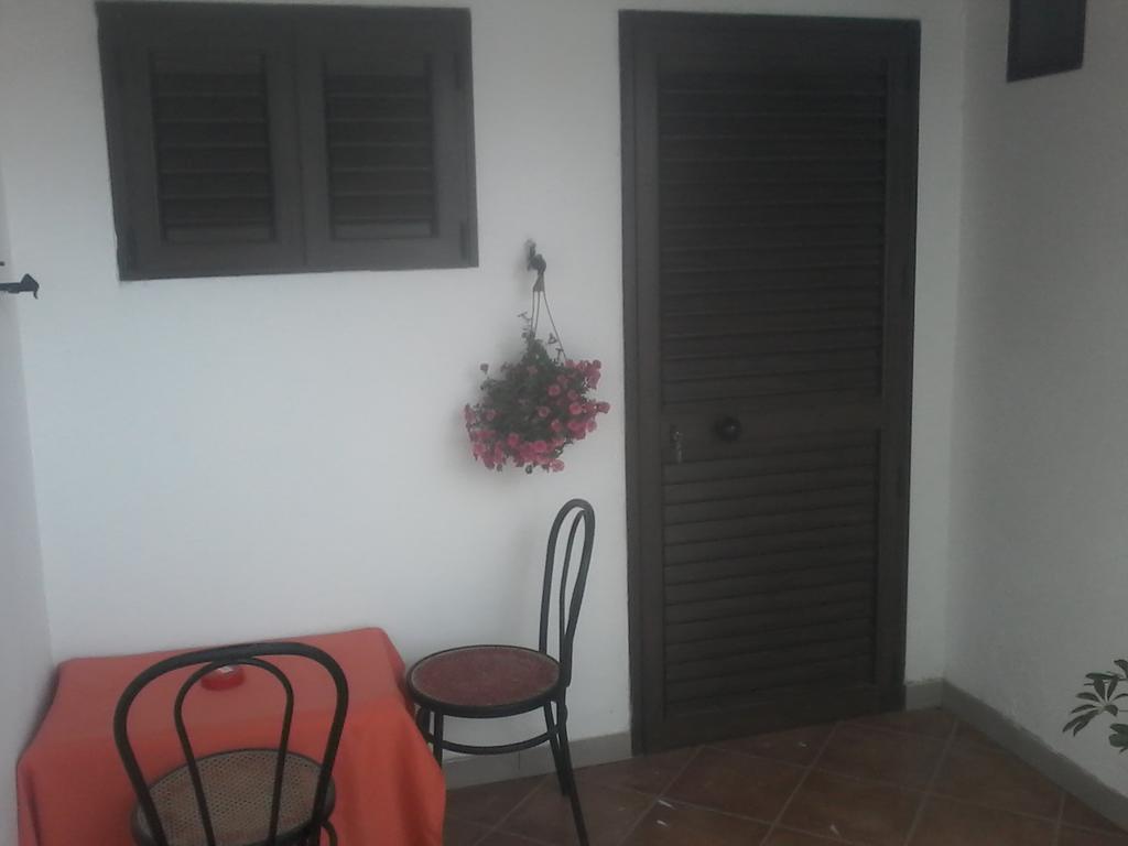 B&B Domo De Pedra Tottubella Exteriör bild