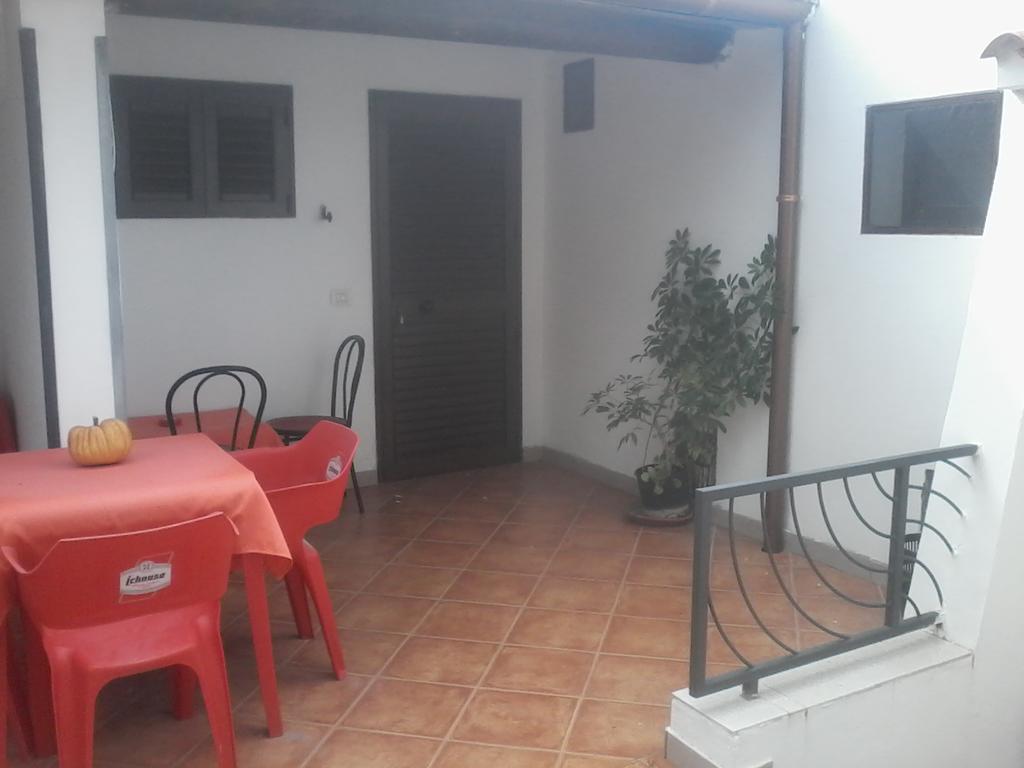 B&B Domo De Pedra Tottubella Exteriör bild