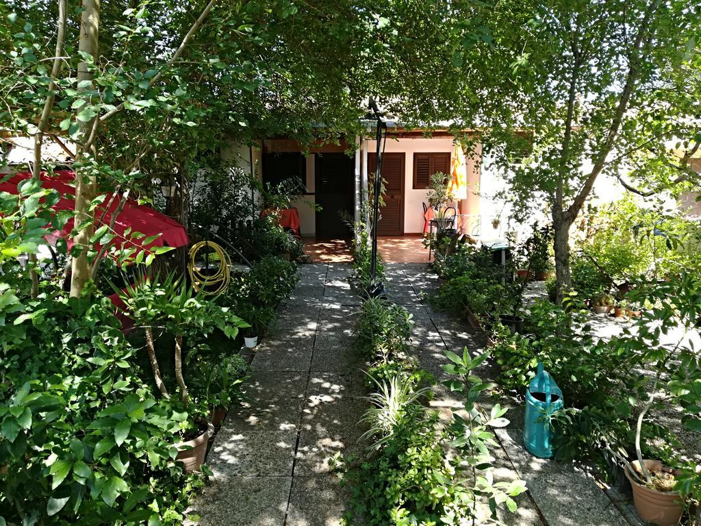 B&B Domo De Pedra Tottubella Exteriör bild
